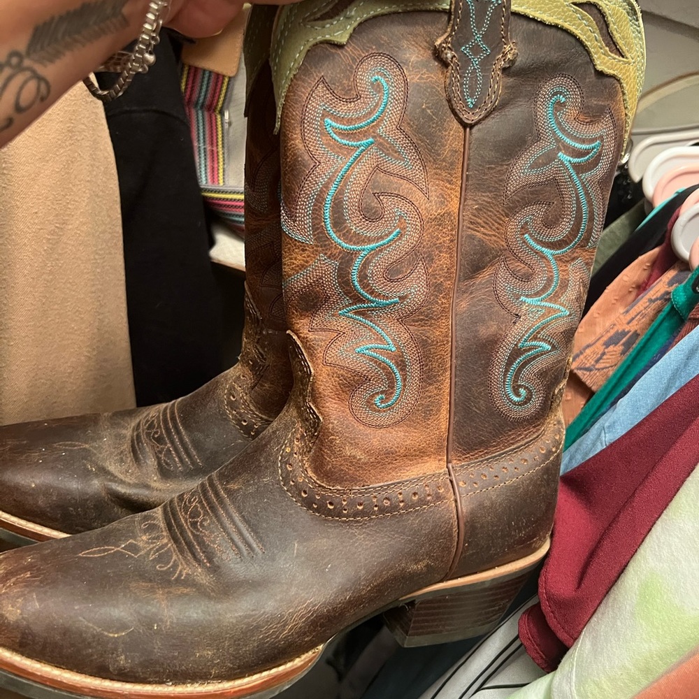 Womens boots